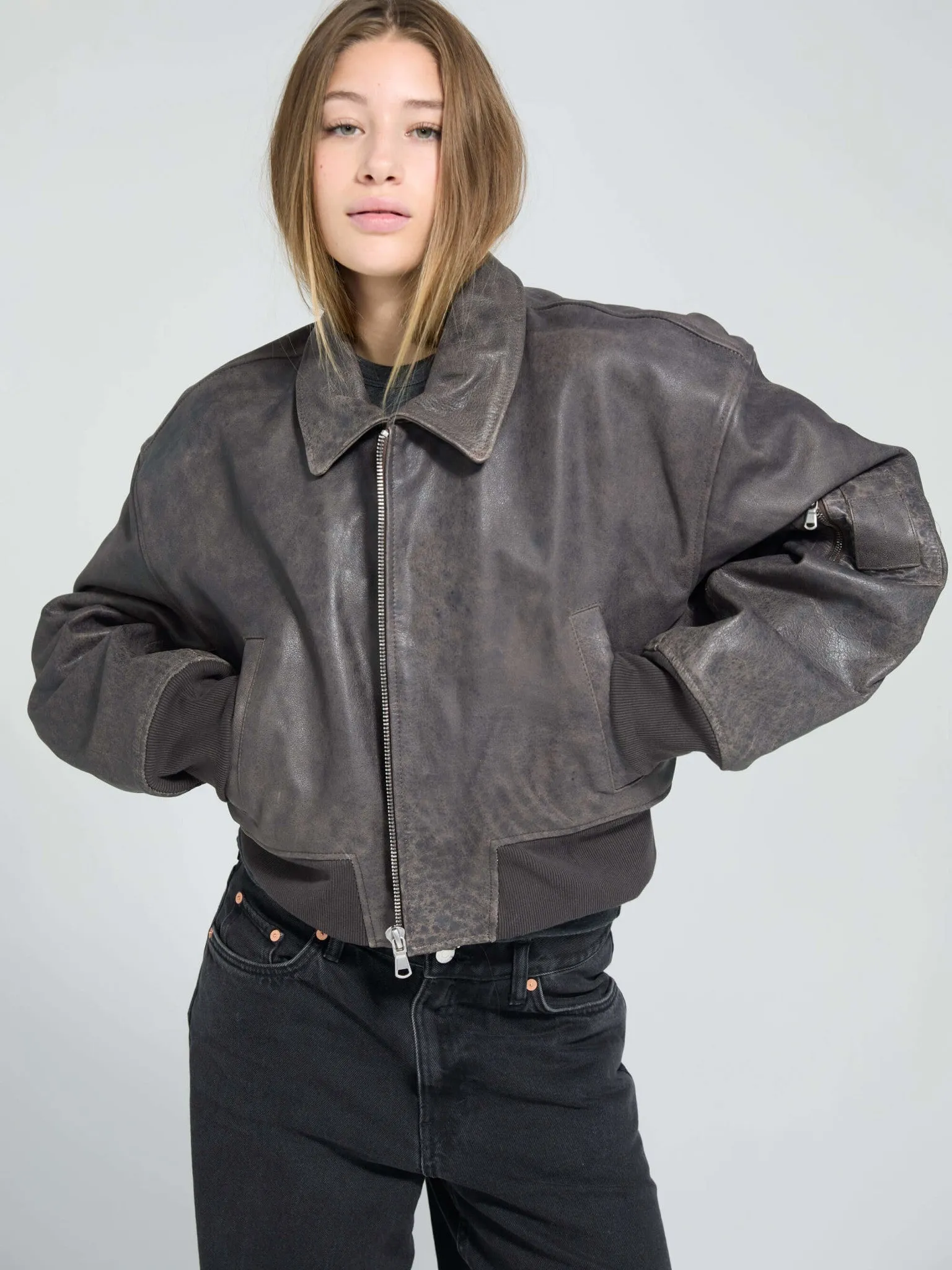 BONNIE CROPPED BOMBER - BROWN