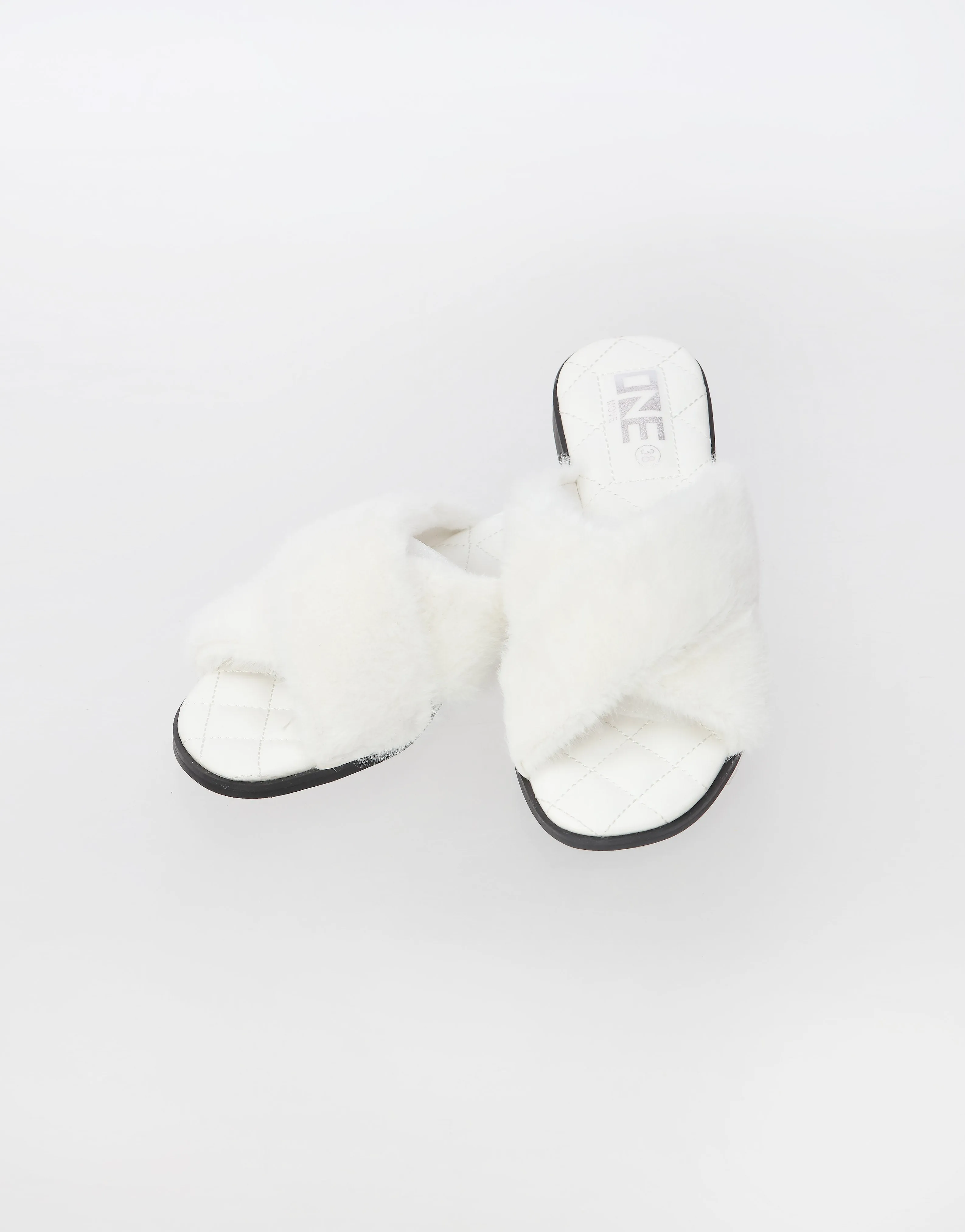 Comfort Casual Fur Slipper White