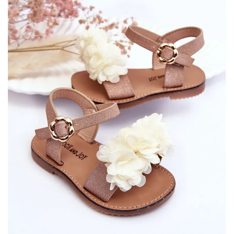 Fashionable Children's Sandals With Beige-Golden Poly Flowers