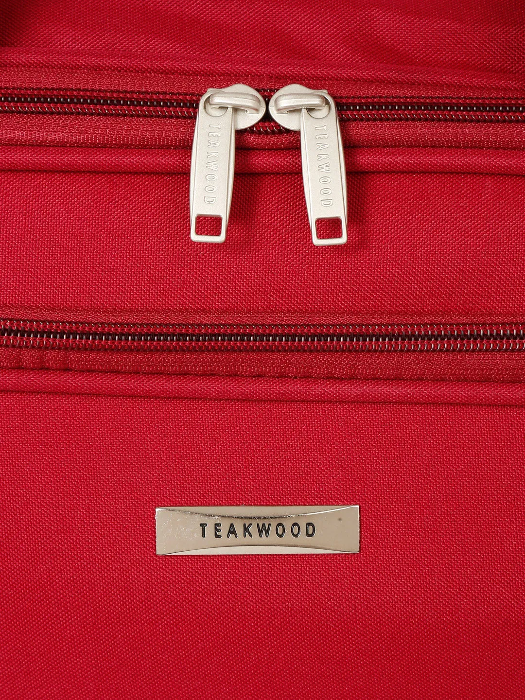 Teakwood maroon small duffle bag