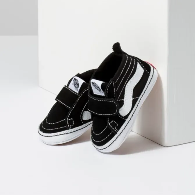 Vans  Infant Unicorn Sleigh SK8-Hi Crib - Black/ True White