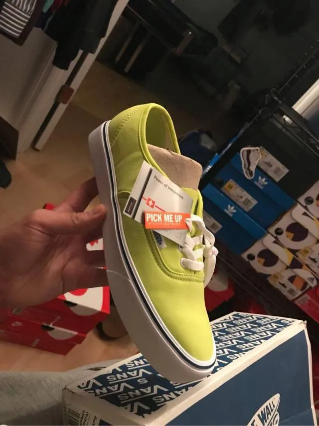 Vans "authentic ‘66" LIT sz 10.5 Brand new